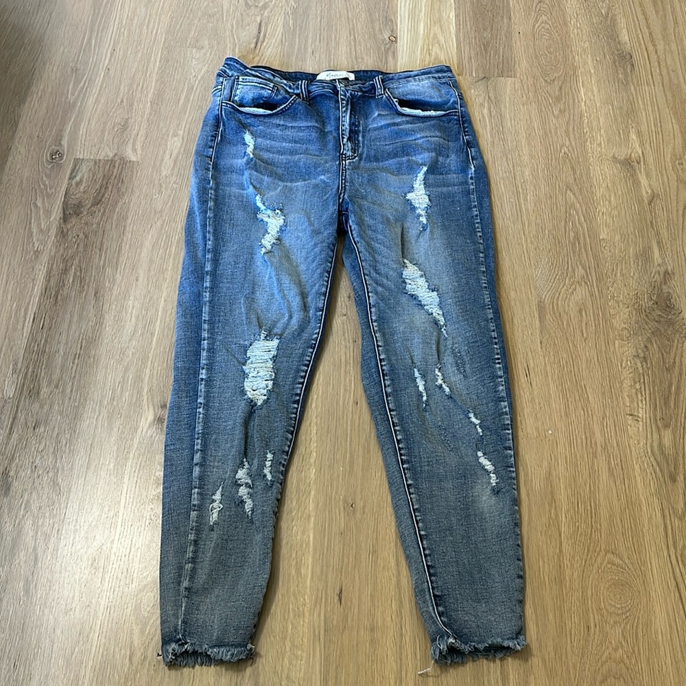 Women’s Kancan Signature skinny fit Size 31- excellent condition!
